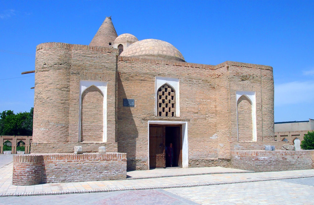 chashma-ayub-mausoleum-bukhara