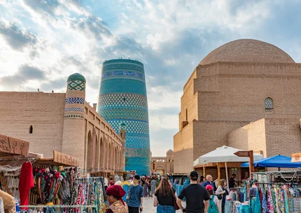 The Kalta Minor minaret above the Ichan-Kala bazaar street, Khiva