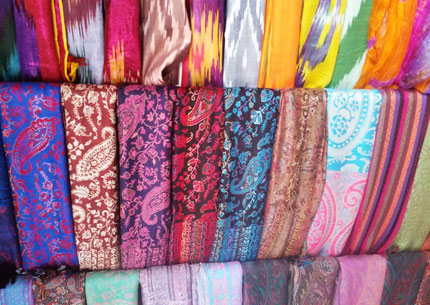 fabrics-urgut-sunday-market